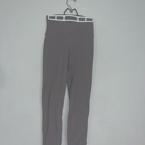 Lululemon grey align leggings 25” size 4